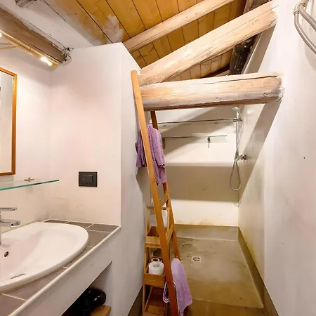 Borgo Tassani * Casaleggio Boiro