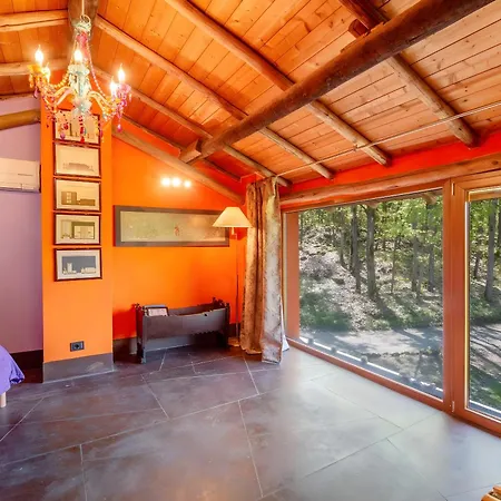 Country house Borgo Tassani Casaleggio Boiro