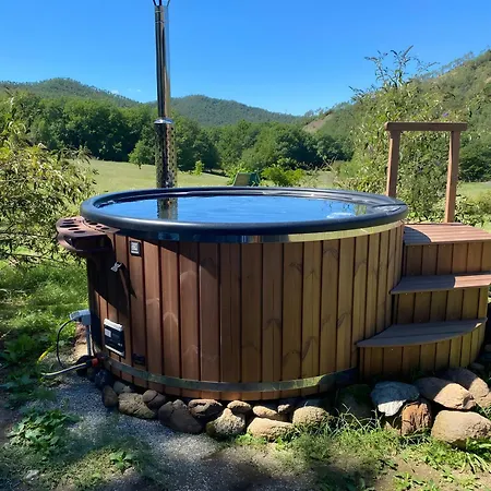 Borgo Tassani Casaleggio Boiro