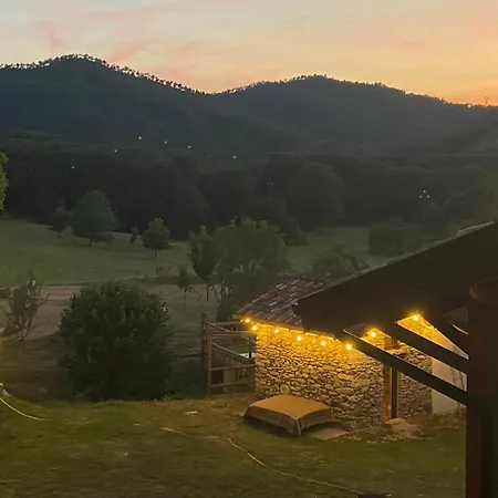 Borgo Tassani Casa rural Casaleggio Boiro