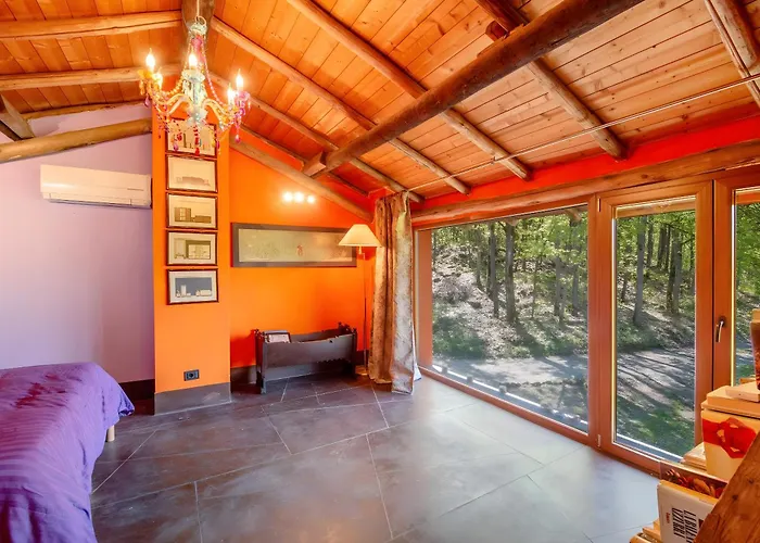 Country house Borgo Tassani Casaleggio Boiro