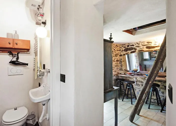 Borgo Tassani Country house *